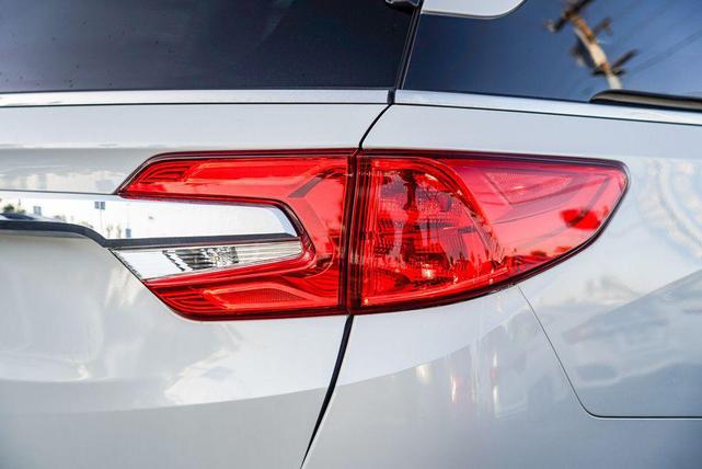 Photo of 2020 Platinum White Pearl Honda Odyssey