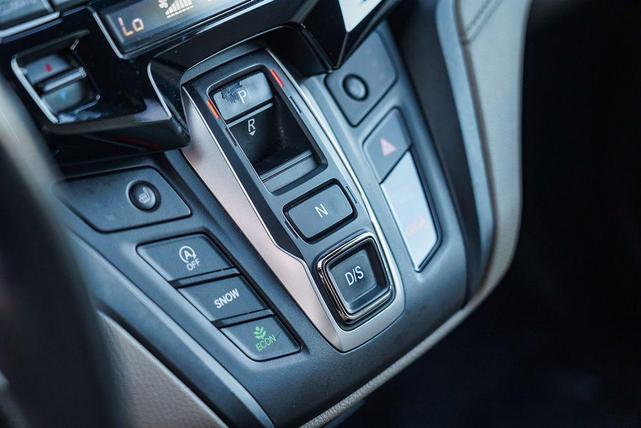 Photo of 2020 Platinum White Pearl Honda Odyssey