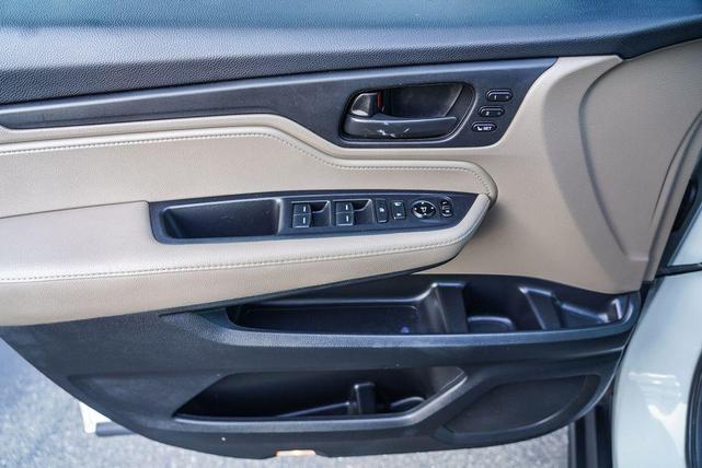 Photo of 2020 Platinum White Pearl Honda Odyssey