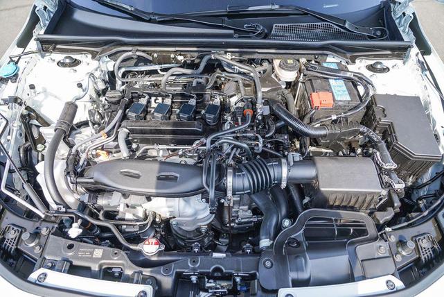Photo of 2026 Platinum White Pearl Honda Civic Si