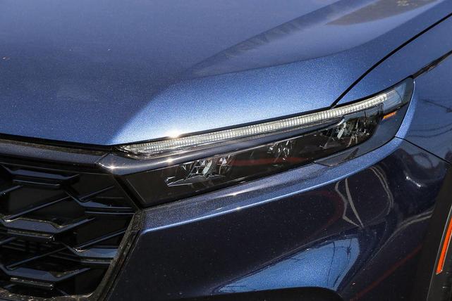 Photo of 2026 Canyon River Blue Metallic Honda CR-V Hybrid