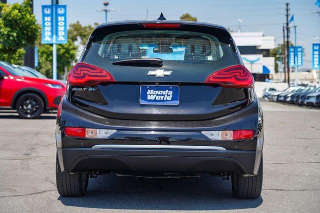 Photo of 2021 Mosaic Black Metallic Chevrolet Bolt EV
