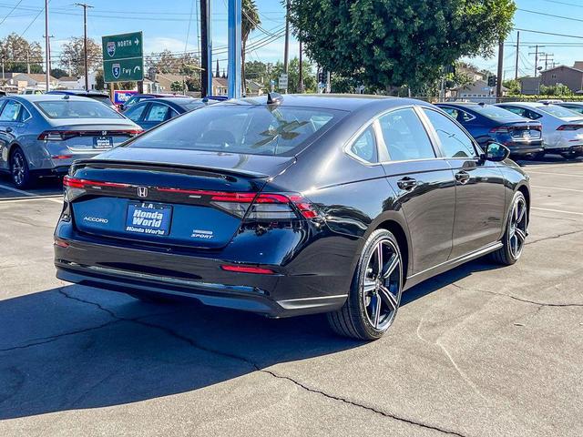 Photo of 2025 Crystal Black Pearl Honda Accord Hybrid