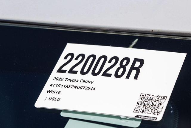 Photo of 2022 White Toyota Camry