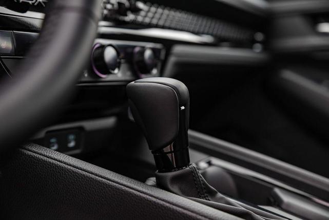 Photo of 2025 Urban Gray Pearl Honda Accord Hybrid