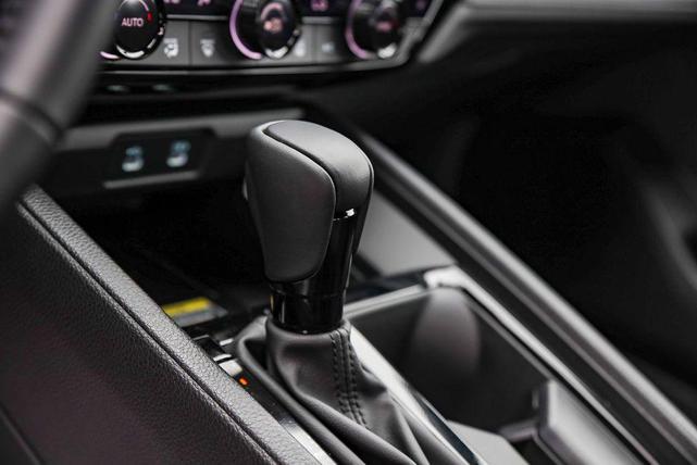 Photo of 2025 Urban Gray Pearl Honda Accord Hybrid