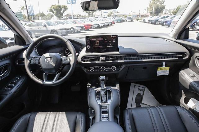 Photo of 2026 Nordic Forest Pearl Honda HR-V