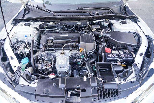 Photo of 2016 White Orchid Pearl Honda Accord