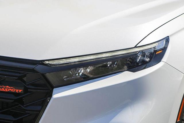Photo of 2026 Platinum White Pearl Honda CR-V Hybrid