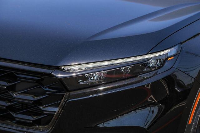 Photo of 2026 Crystal Black Pearl Honda CR-V Hybrid