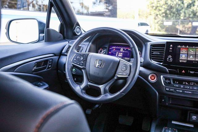 Photo of 2022 Crystal Black Pearl Honda Passport