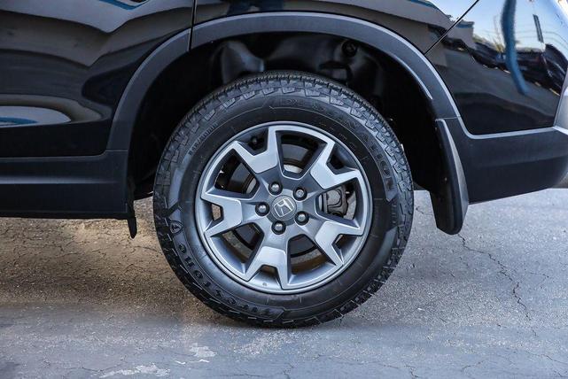 Photo of 2022 Crystal Black Pearl Honda Passport