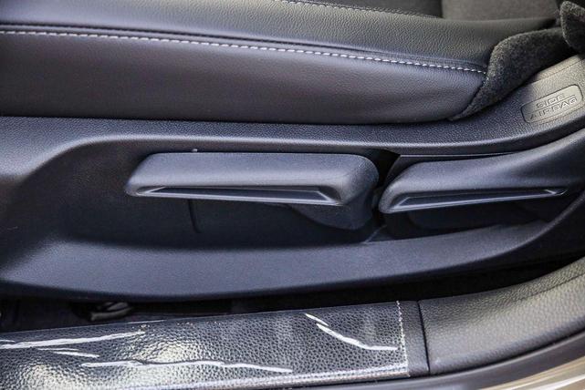 Photo of 2025 Boost Blue Pearl Honda Civic