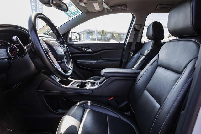 Photo of 2023 White GMC Acadia