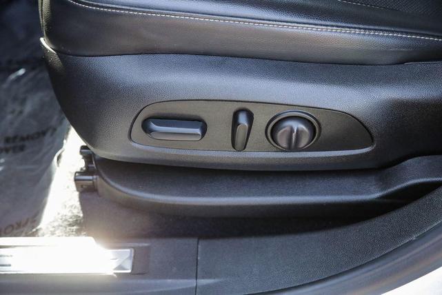 Photo of 2023 White GMC Acadia