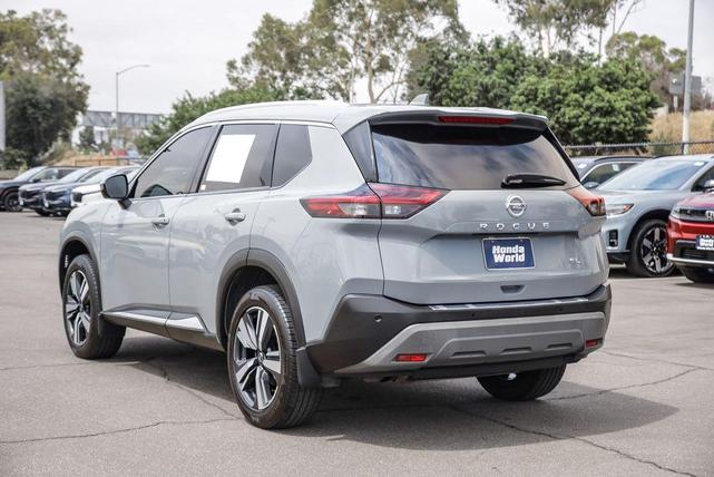 Photo of 2021 Gray Nissan Rogue
