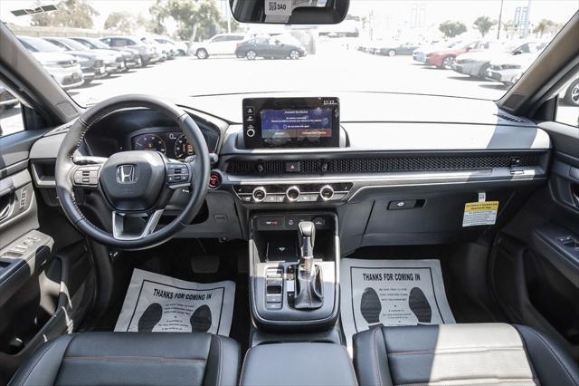 Photo of 2026 Platinum White Pearl Honda CR-V Hybrid