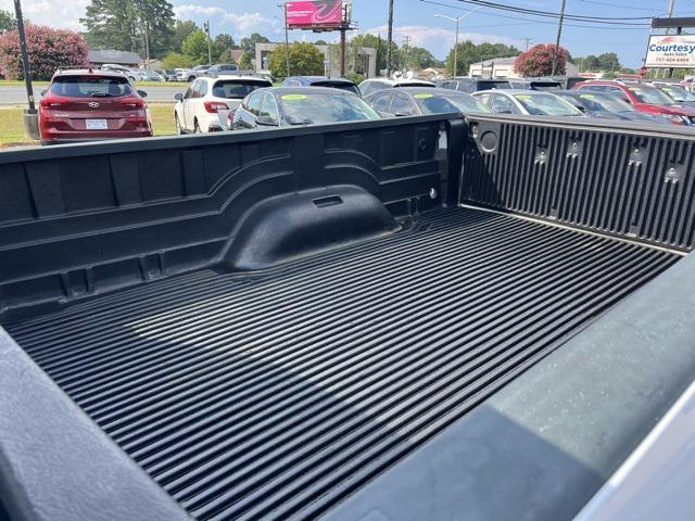 Photo of 2018 Bright White Clearcoat RAM 1500