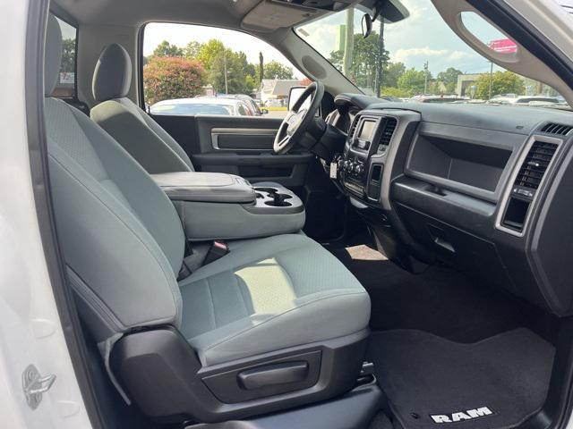 Photo of 2018 Bright White Clearcoat RAM 1500