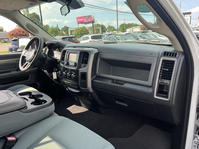Photo of 2018 Bright White Clearcoat RAM 1500