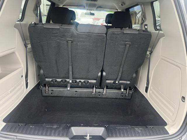 Photo of 2017 Billet Silver Metallic Clearcoat Dodge Grand Caravan