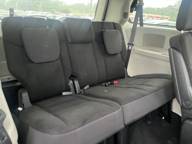Photo of 2017 Billet Silver Metallic Clearcoat Dodge Grand Caravan