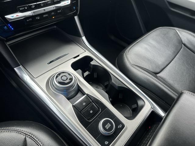 Photo of 2022 Gray Metallic Ford Explorer