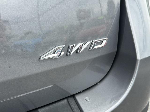 Photo of 2022 Gray Metallic Ford Explorer