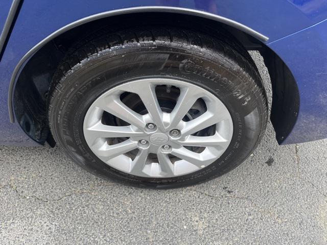Photo of 2022 Admiral Blue Pearl Hyundai Accent