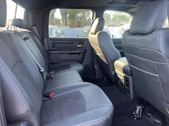 Photo of 2018 Brilliant Black Crystal Pearlcoat RAM 1500