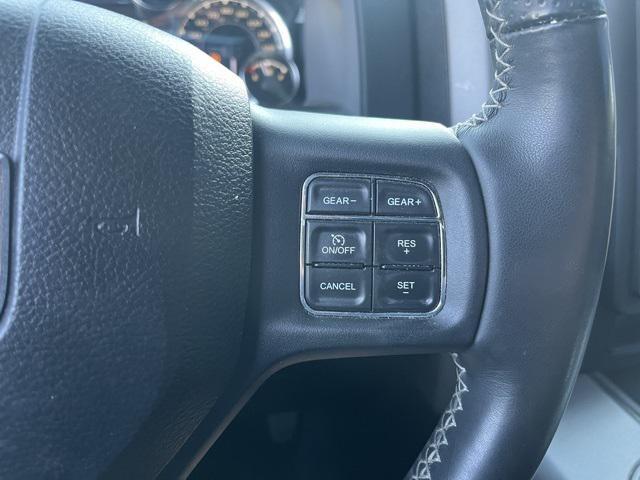 Photo of 2018 Brilliant Black Crystal Pearlcoat RAM 1500