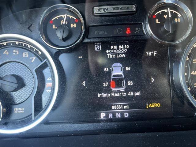 Photo of 2018 Brilliant Black Crystal Pearlcoat RAM 1500