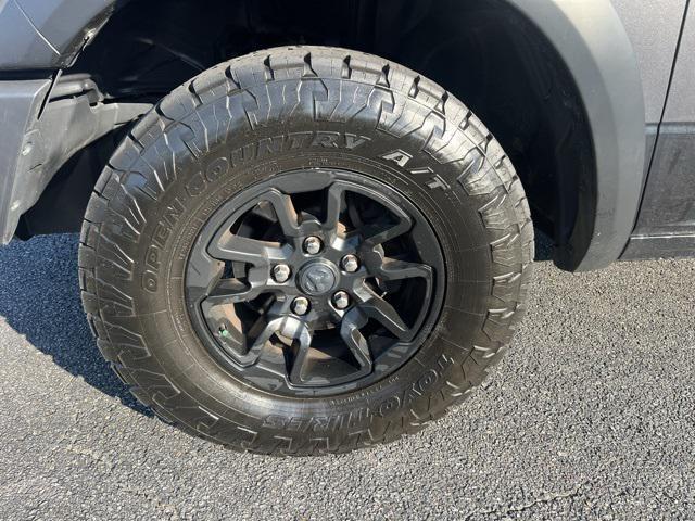 Photo of 2018 Brilliant Black Crystal Pearlcoat RAM 1500