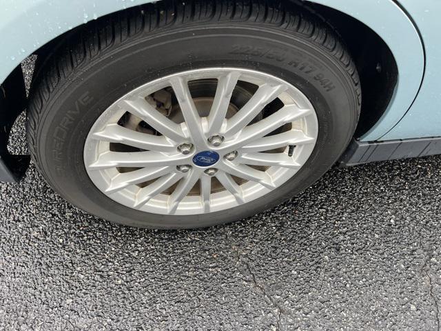 Photo of 2014 Sterling Gray Metallic Ford C-Max Hybrid