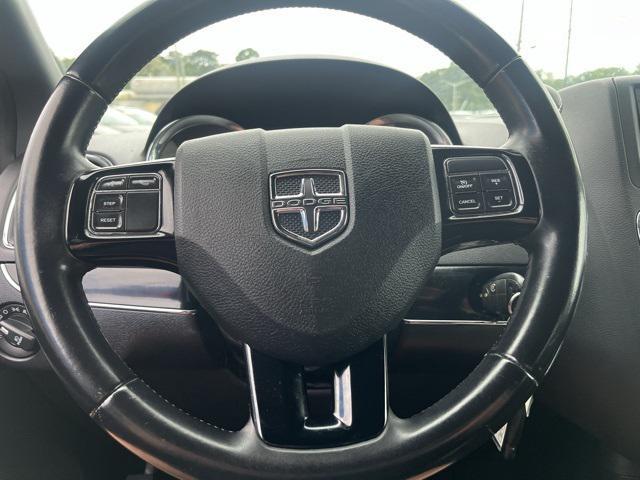 Photo of 2019 Indigo Blue Clearcoat Dodge Grand Caravan