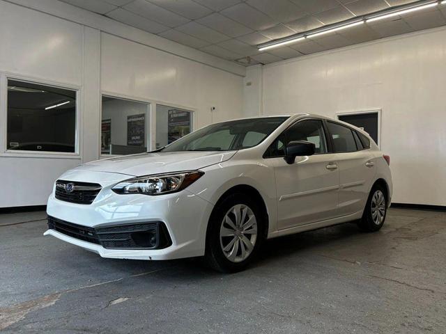 Photo of 2022 Crystal White Pearl Subaru Impreza