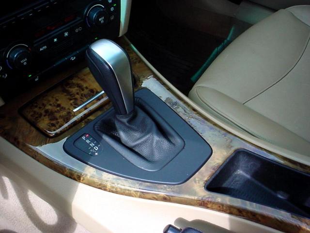 Photo of 2006 Blue BMW 325