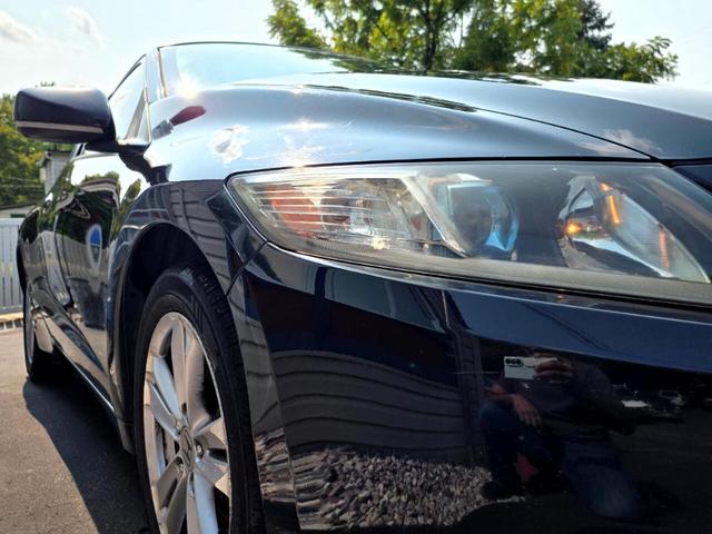 Photo of 2012 Black Honda CR-Z