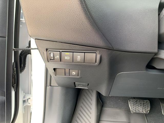 Photo of 2026 Wind Chill Prl Toyota Corolla Hybrid