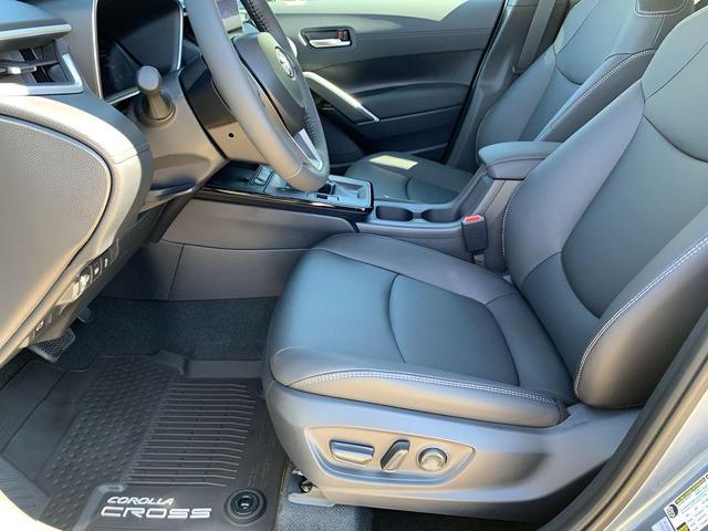 Photo of 2026 Celestite Toyota Corolla Cross