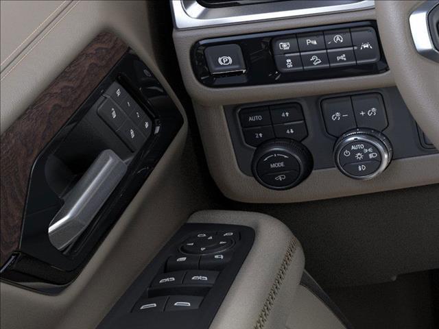 Photo of 2026 Glacier White Tricoat GMC Yukon XL