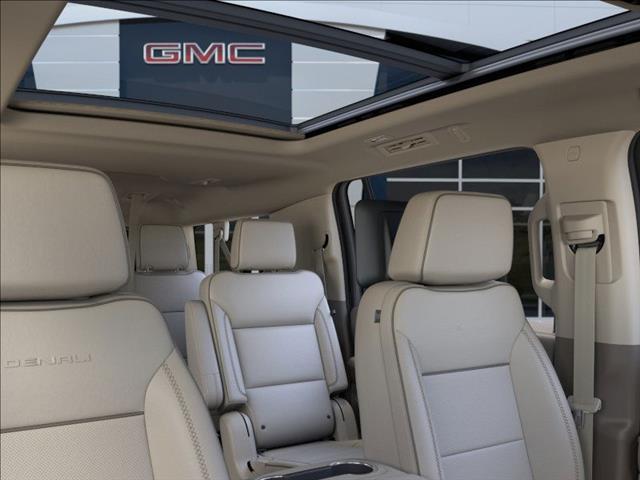Photo of 2026 Glacier White Tricoat GMC Yukon XL