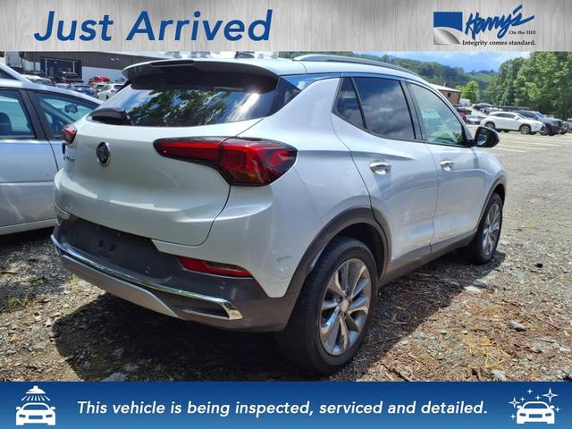Photo of 2021 White Frost Tricoat Buick Encore GX