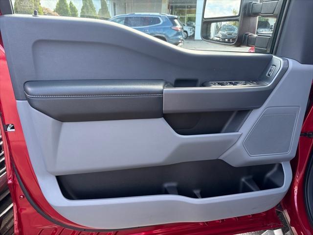 Photo of 2024 Rapid Red Metallic Tinted Clearcoat Ford F-250