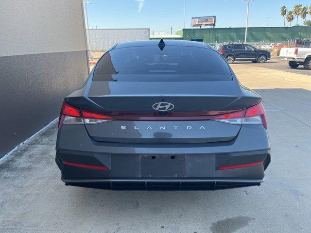 Photo of 2024 Gray Hyundai ELANTRA