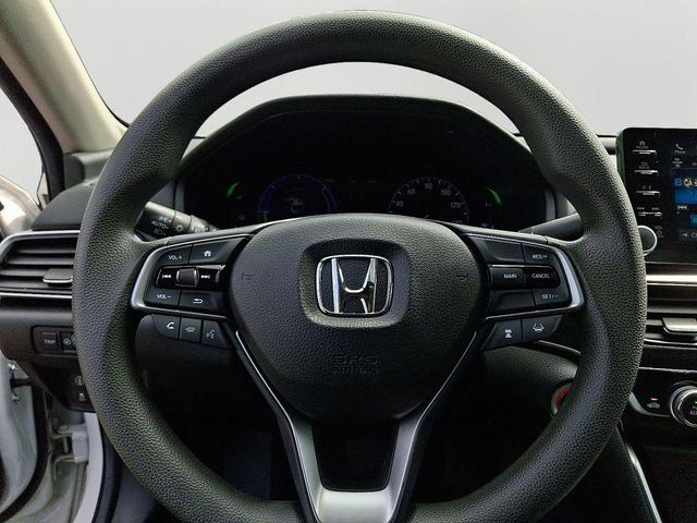 Photo of 2020 Platinum White Pearl Honda Accord Hybrid