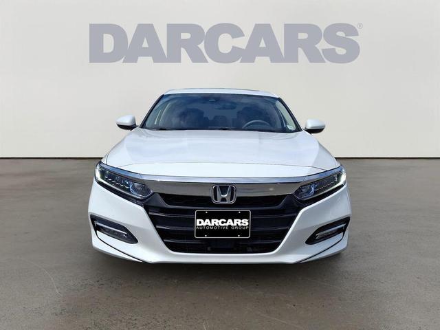 Photo of 2020 Platinum White Pearl Honda Accord Hybrid