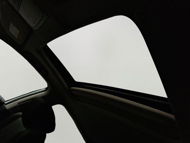 Photo of 2020 Platinum White Pearl Honda Accord Hybrid