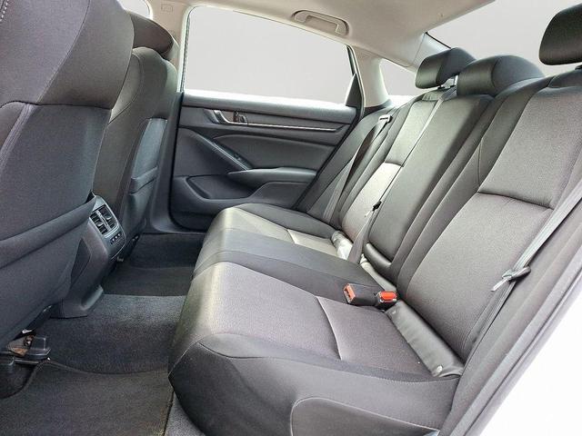 Photo of 2020 Platinum White Pearl Honda Accord Hybrid