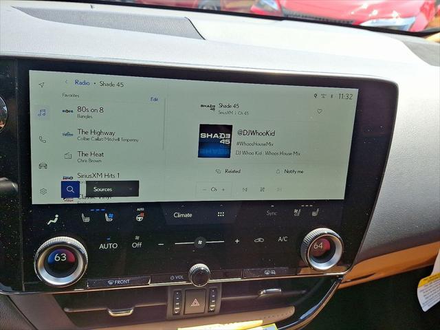 Photo of 2025 White Pearl Lexus NX 350h